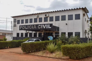 Advogado suspeito de decapitar cinco cães do falecido pai para ameaçar madrasta por herança é indiciado por maus-tratos e furto qualificado