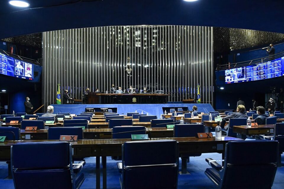 Senado aprova repasse de R$ 3,8 bilhões para auxílio ao setor cultural
