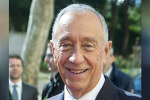 Portugal após impasse orçamentário, presidente anuncia eleições para 3001