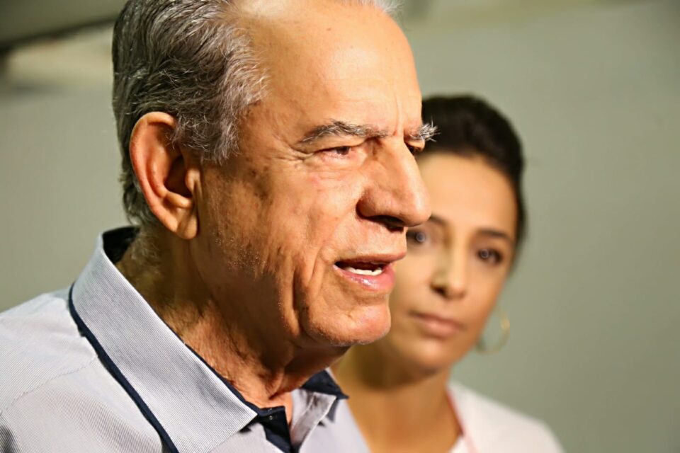 Iris ganha documentário, memorial e vira nome de bairro em seus 89 anos