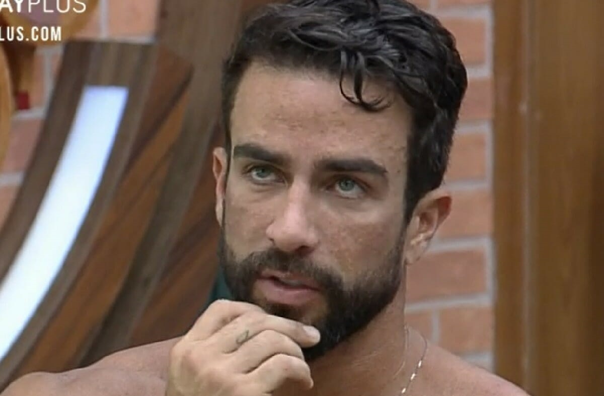 Deputado Agripino Magalhães (PROS) fará uma denúncia através de uma queixa-crime por homofobia. Erasmo Viana A Fazenda 13 gays ibirapuera