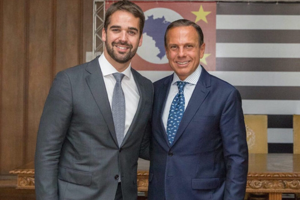 Rivais nas prévias do PSDB, Doria e Leite trocam afagos no Twitter