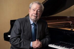Informação foi confirmada pelo empresário do artista. Morre o músico Nelson Freire, maior pianista brasileiro, aos 77 anos
