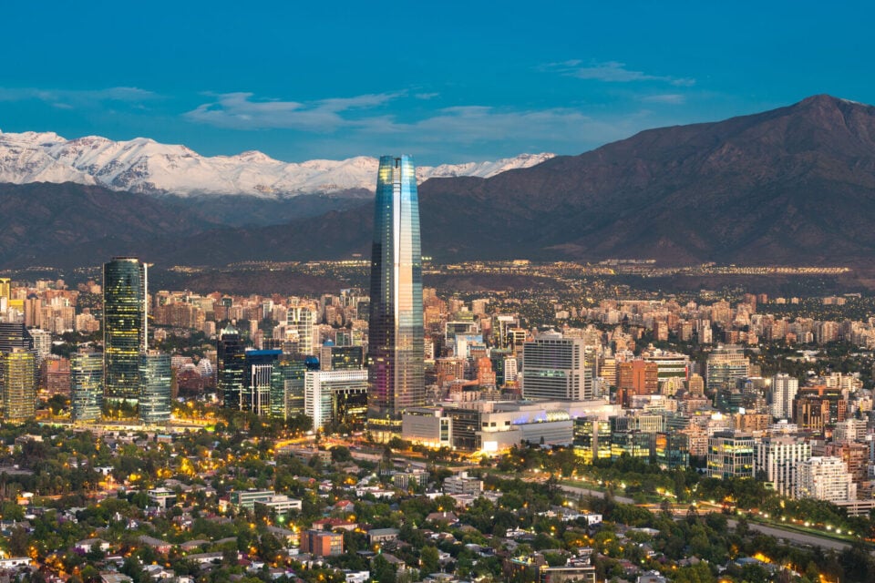 Chile suspende abertura de fronteiras e barra viajantes de 7 países africanos devido à ômicron