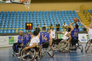 Jogo entre Aparecidense-Adap e Cad-Rio Preto