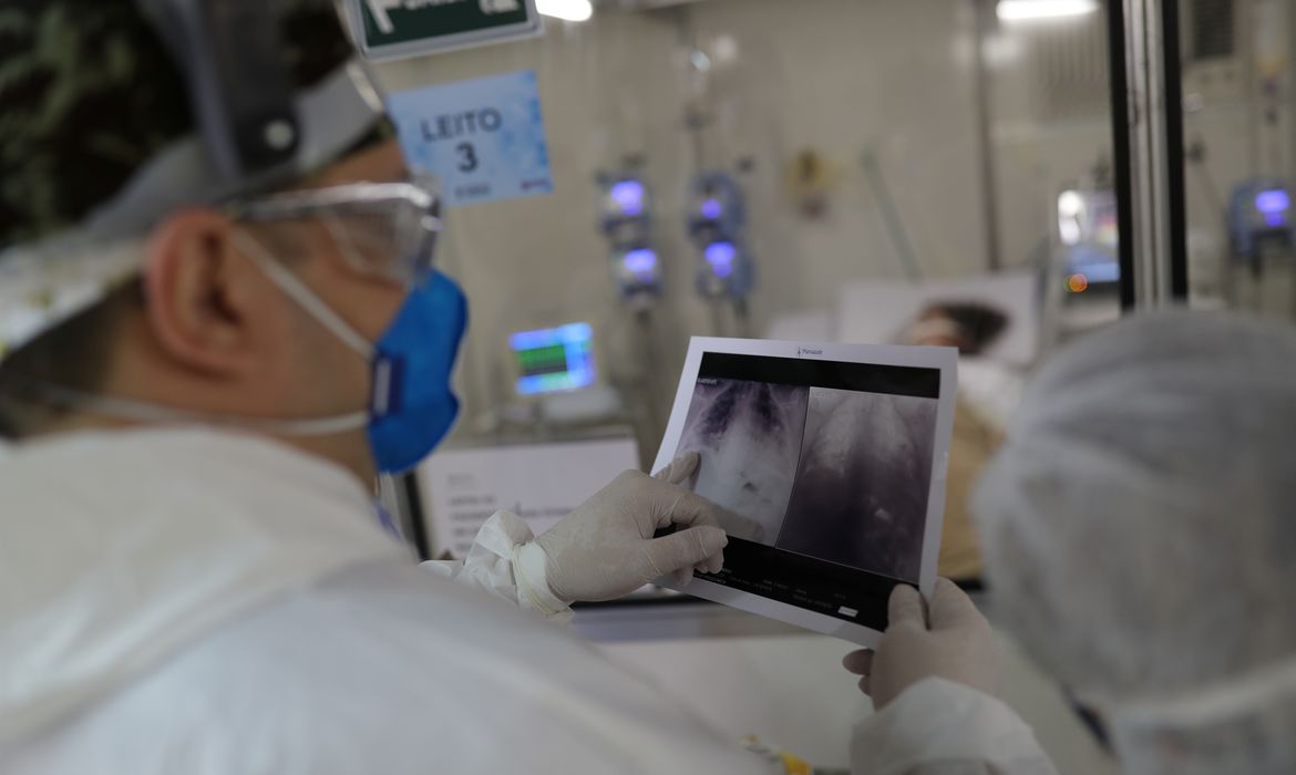 Inteligência artificial vira recurso para agilizar exames de AVC (Foto: Agência Brasil)