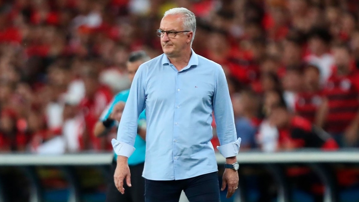 Dorival Júnior durante passagem pelo Flamengo
