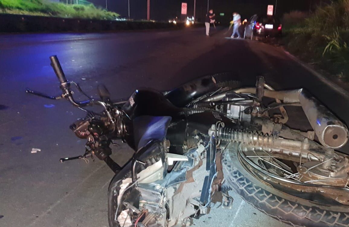 Motociclista morre após ser atingido por motorista bêbado na BR-153, em Goiânia