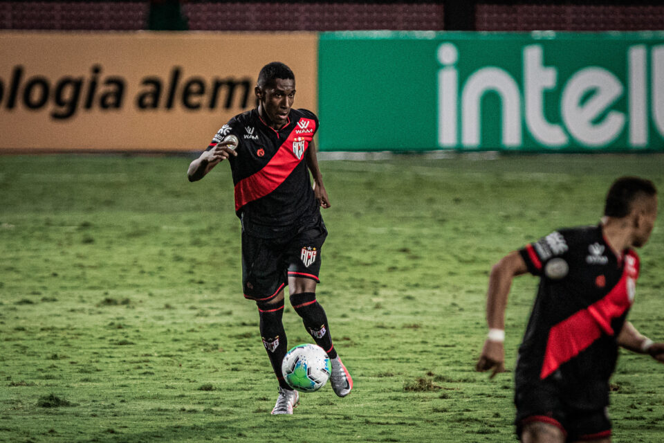 Luan Sales no Atlético Goianiense