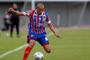 Nino Paraíba em partida pelo Bahia