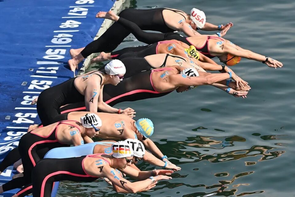 Largada do revezamento misto 4x1500