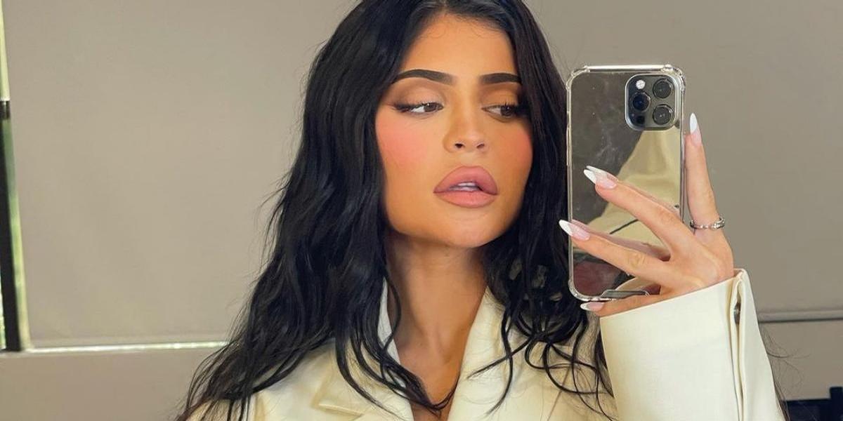 Fã obcecado por Kylie Jenner é preso após infringir ordem de restrição