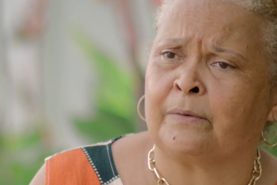 Fazendo a Diferença conta a história de Oneida Fernandes, professora que promove aulas gratuitas de reforço
