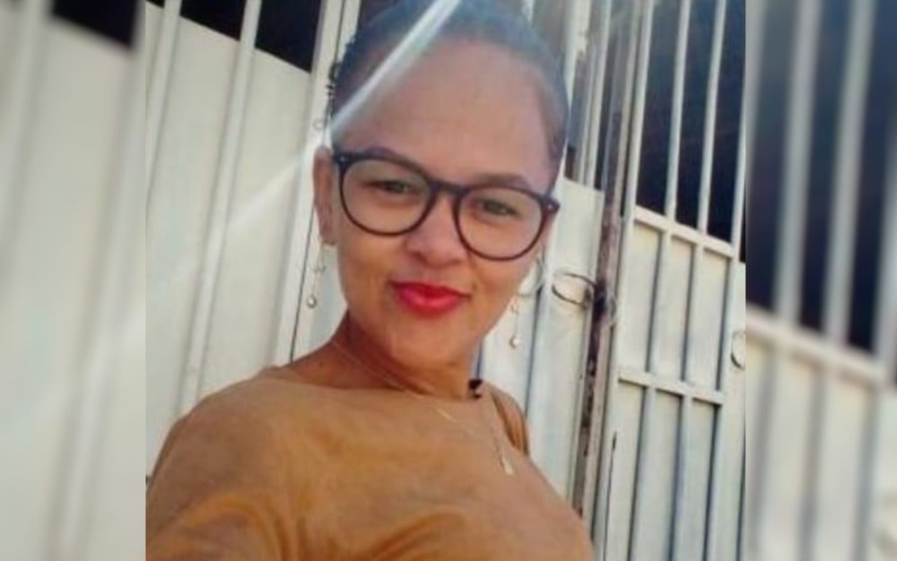 Familiares de Marcimone Ferreira dos Reis procuram pela mulher de 35 anos que desapareceu há cerca de 16 dias em Goiânia. (Foto: arquivo pessoal)