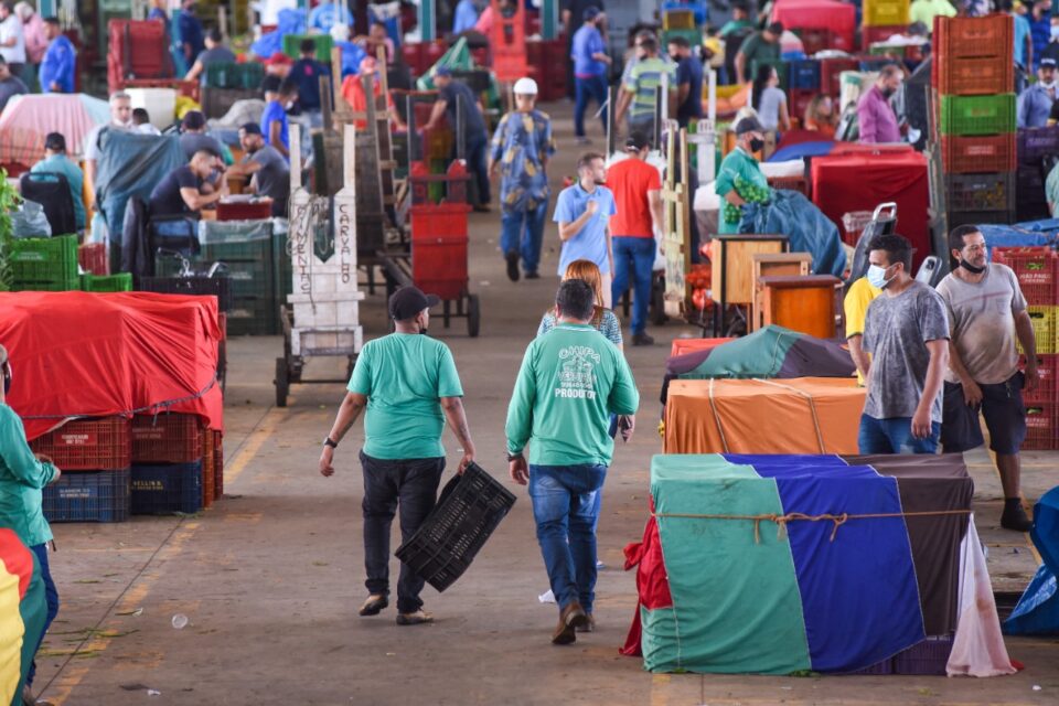 A Centrais de Abastecimento de Goiás (Ceasa Goiás) terá, nesta quarta-feira (8), vacinação contra Covid-19, com 1,5 mil doses de imunizantes. (Foto: Jucimar de Sousa/Mais Goiás)