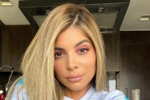 Conheça a influenciadora que criou festa de três dias 'Farofa da Gkay'