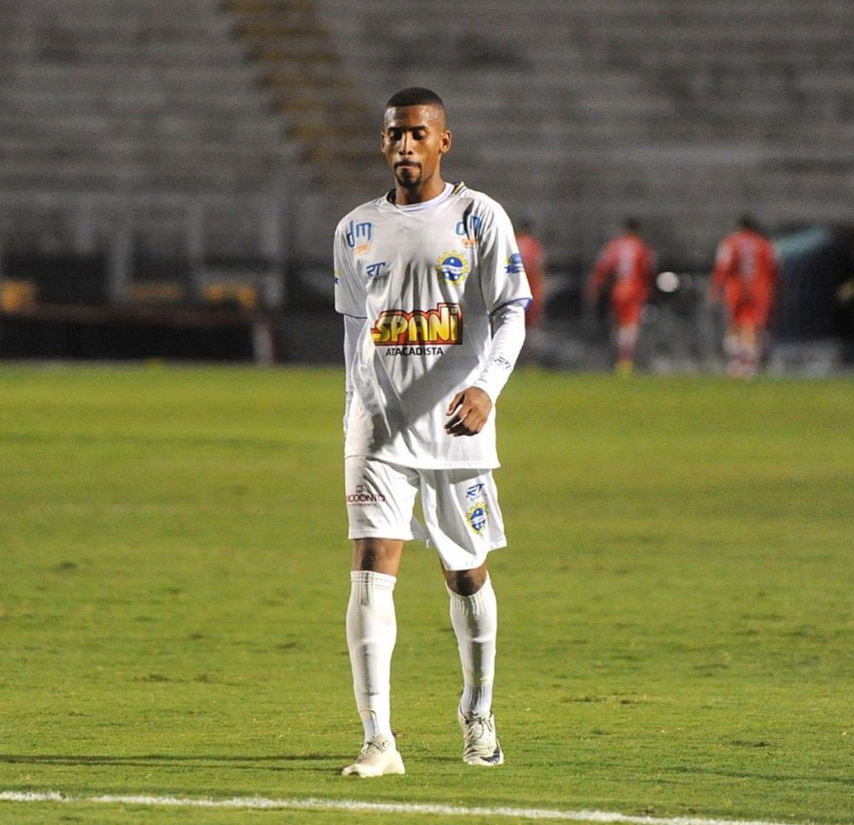 Lucas Formiga atacante reforço do Goianésia