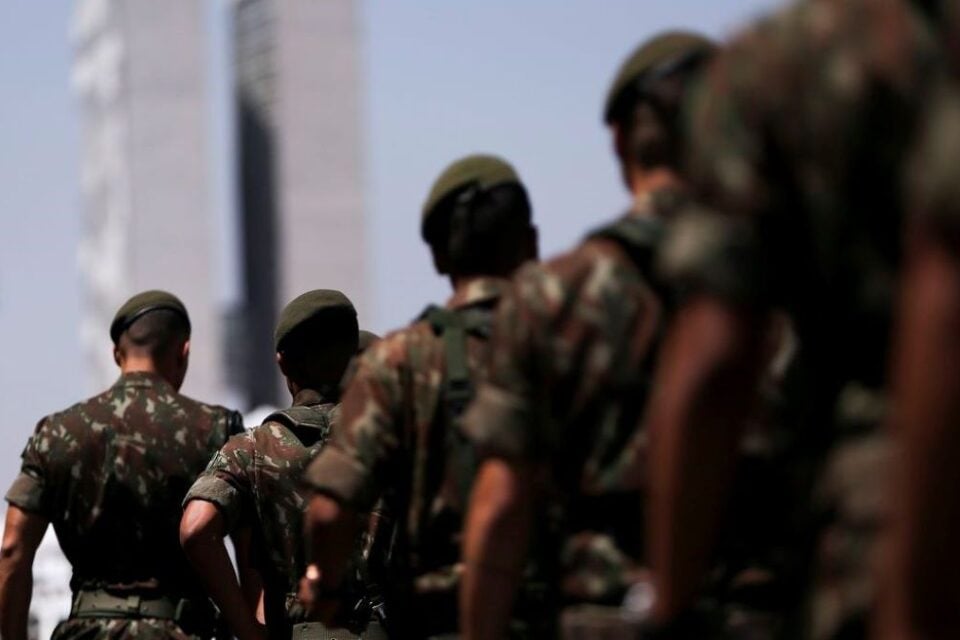 Defesa gasta verba da Covid para comprar filé mignon e picanha, diz TCU