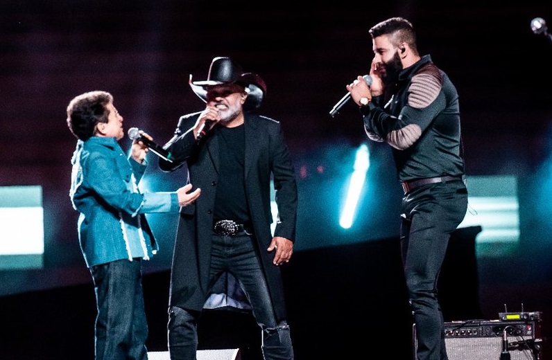 Jorge & Mateus e Henrique & Juliano também foram convidados para o projeto. Gusttavo Lima participa de DVD de Rionegro e Solimões em Goiânia