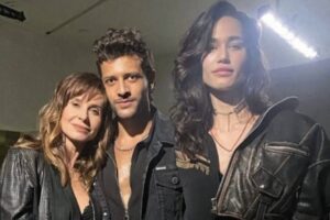 novela "Mulheres não precisam dos homens para sentir prazer", disse Paula Burlamaqui. Atriz fala sobre cena polêmica de Verdades Secretas 2