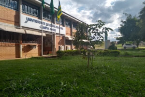 UEG publica edital de concurso para contratação de 94 professores (Foto: UEG)