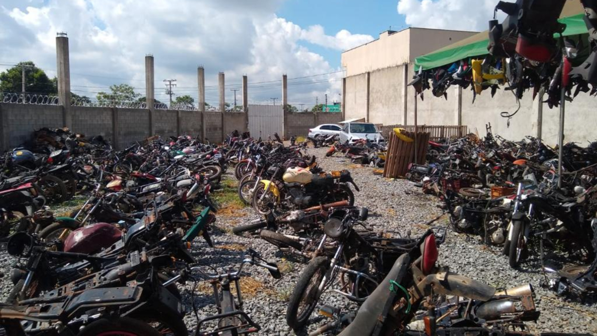 Operação apreende 176 motocicletas irregulares em Goiânia e Aparecida