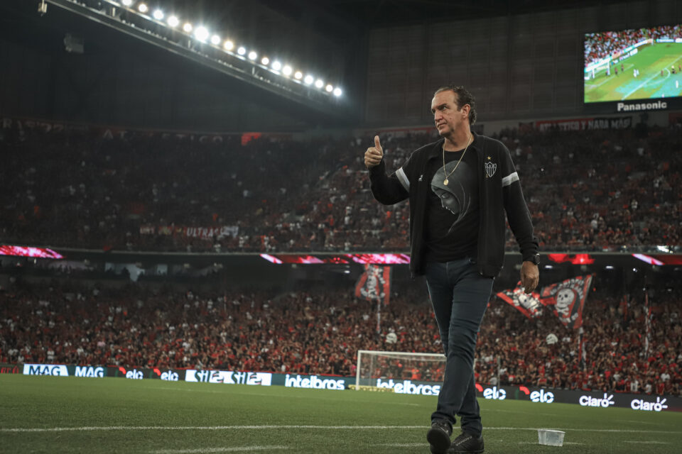 Cuca durante a decisão da Copa do Brasil