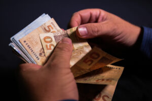 Aniversariantes de janeiro começam a receber no próximo dia 2 Veja o calendário do saque-aniversário do FGTS em 2023