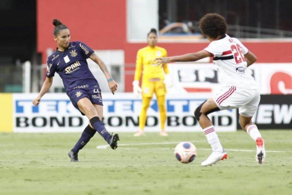 Jogo entre Corinthians e São Paulo no Paulista Feminino