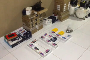 Casal é preso após furtar R$ 200 mil em duas lojas de eletrônicos em Goianésia e Paraúna