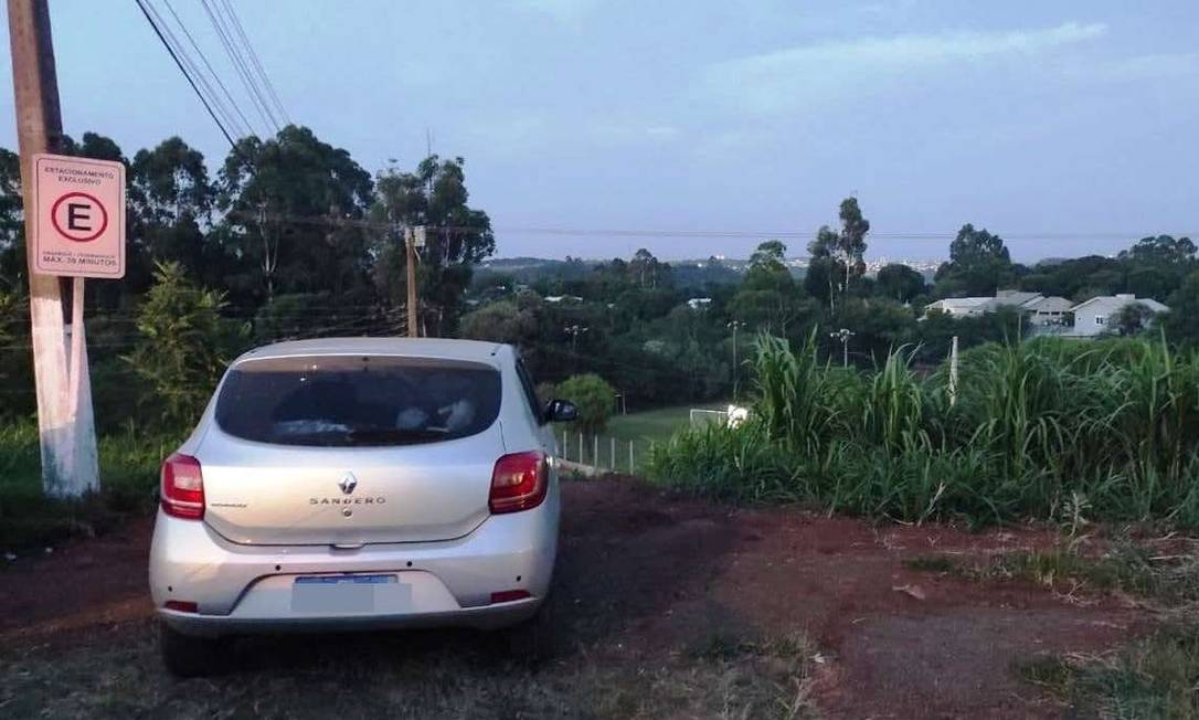 Mulher é mantida em cárcere privado dentro de carro há 60 dias em Santa Catarina