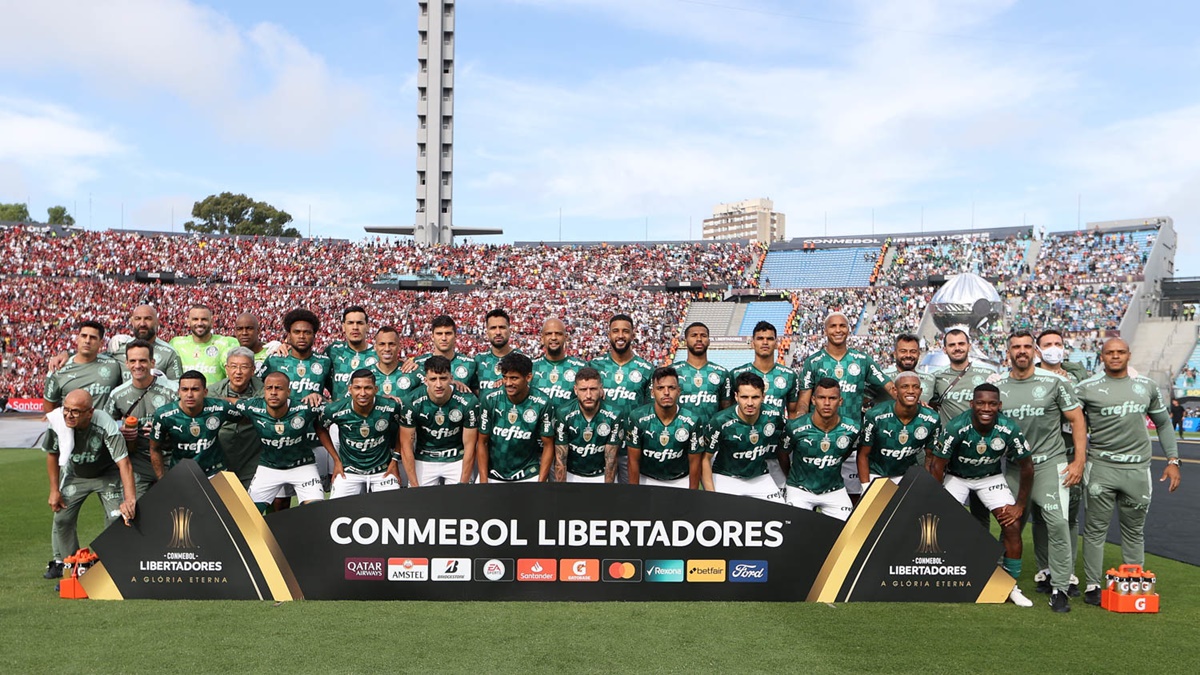 Jogadores do Palmeiras perfilados na Libertadores