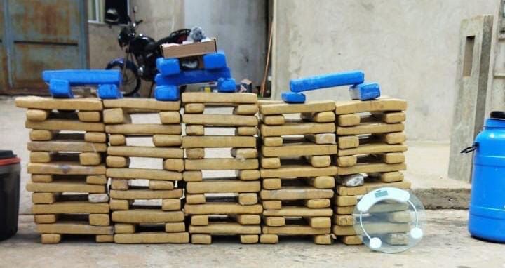 Quatro pessoas são presas suspeitas de tráfico de drogas entre Goiás e Minas Gerais