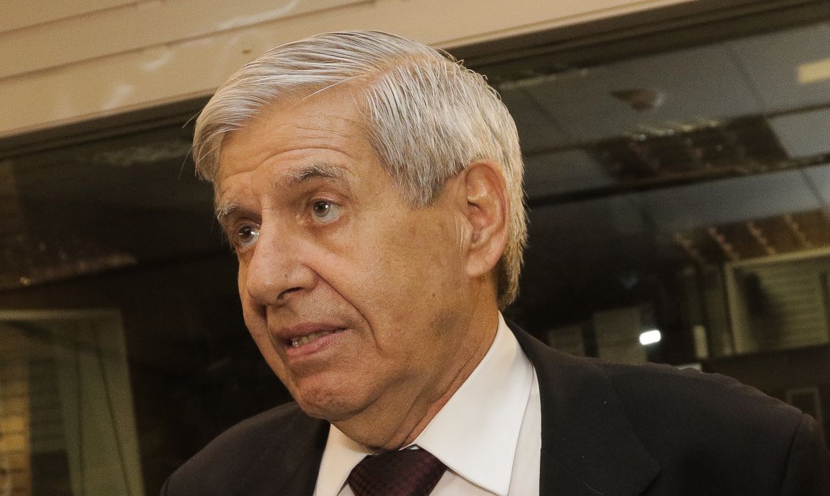 Freixo aciona PGR contra General Heleno por liberação de garimpo na Amazônia