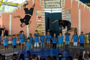 espetáculo Circo Laheto