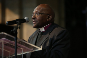 Morre Desmond Tutu, vencedor do Nobel da Paz e ativista sul-africano