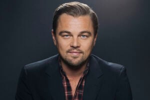 Leonardo DiCaprio vive affair com modelo de 19 anos; veja fotos Ator foi visto em uma festa ao lado de Eden Polani