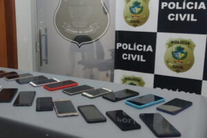 Operação apreende 28 celulares de origem ilegal em Alexânia