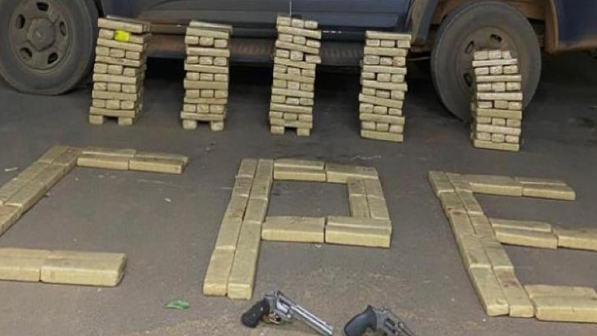 Dois morrem em confronto com a PM durante apreensão de 240 kg de maconha, em Chapadão do Céu