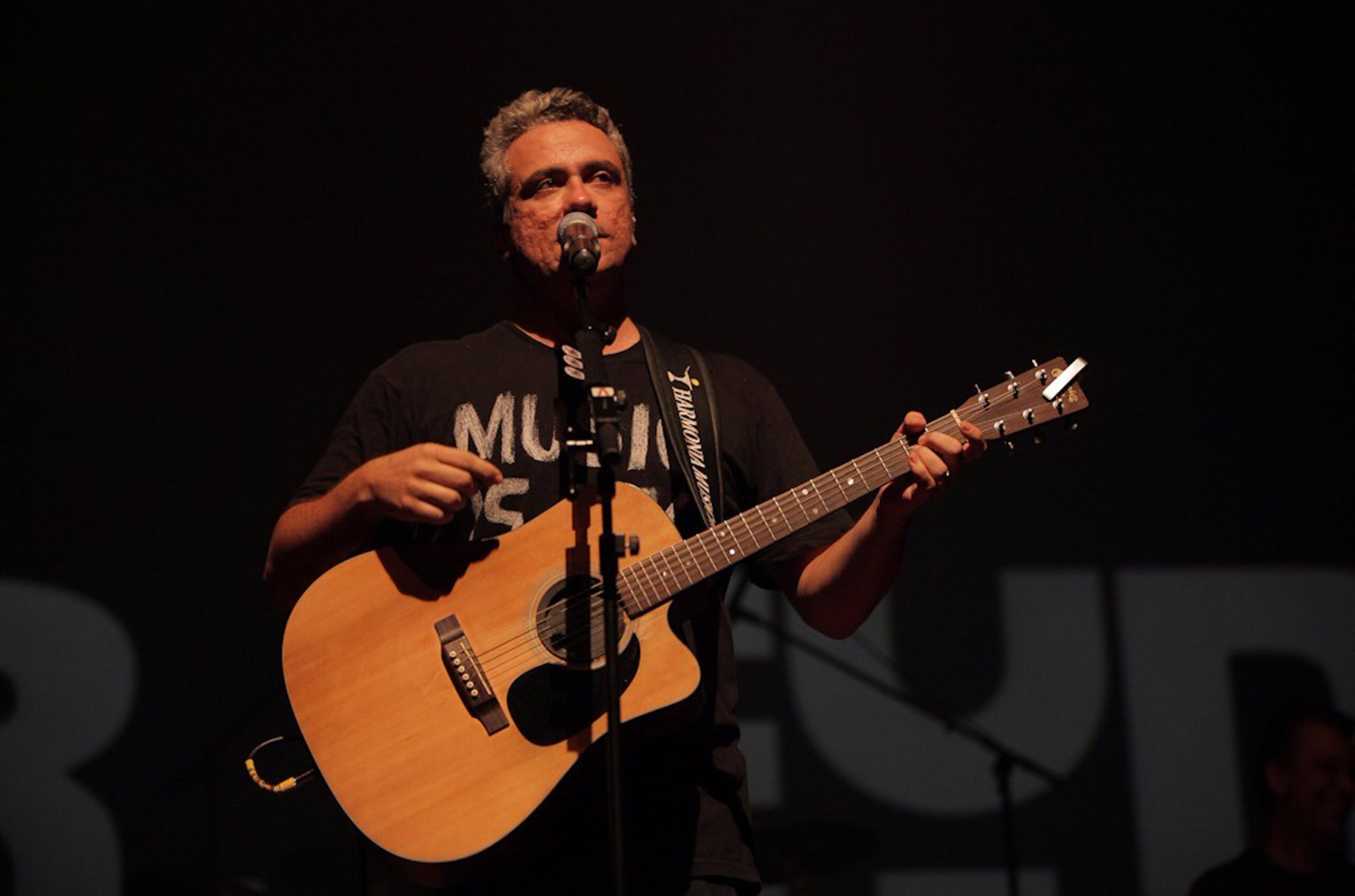 Anderson Richards em Goiânia: o músico se apresenta na capital nesta quinta