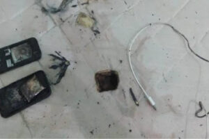 Adolescente morre após receber descarga elétrica enquanto mexia no celular carregando