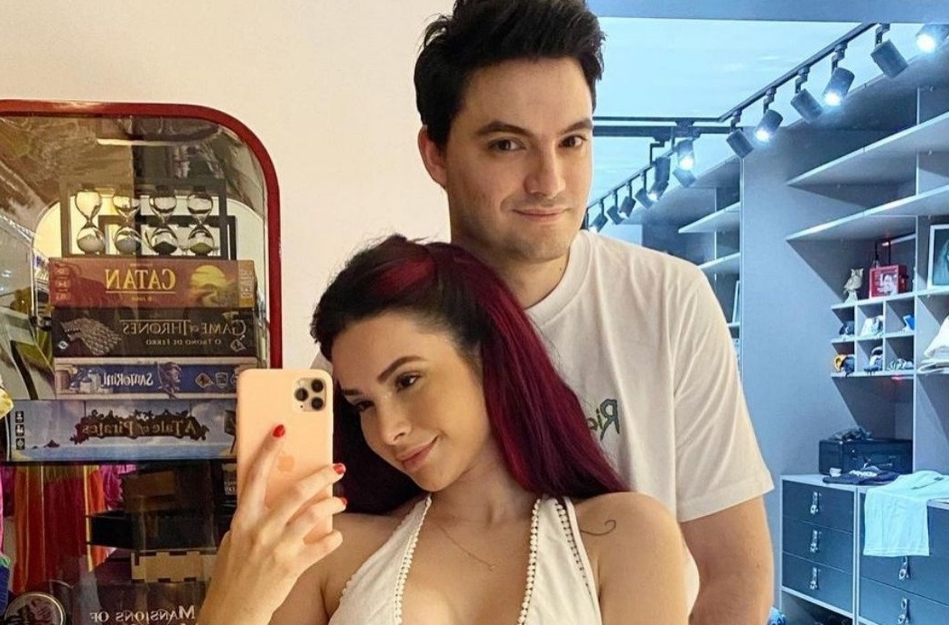 Ex-cunhada do youtuber disse que término foi um "livramento" para Bruna Gomes. Felipe Neto termina com namorada por telefone no Natal
