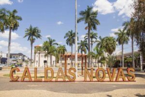 O município de Caldas Novas decidiu que não fará festas de fim de ano (Natal e Réveillon) em locais públicos, em 2021. (Foto: divulgação)