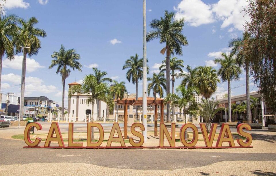 O município de Caldas Novas decidiu que não fará festas de fim de ano (Natal e Réveillon) em locais públicos, em 2021. (Foto: divulgação)