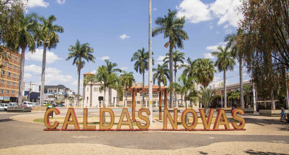 O município de Caldas Novas decidiu que não fará festas de fim de ano (Natal e Réveillon) em locais públicos, em 2021. (Foto: divulgação)