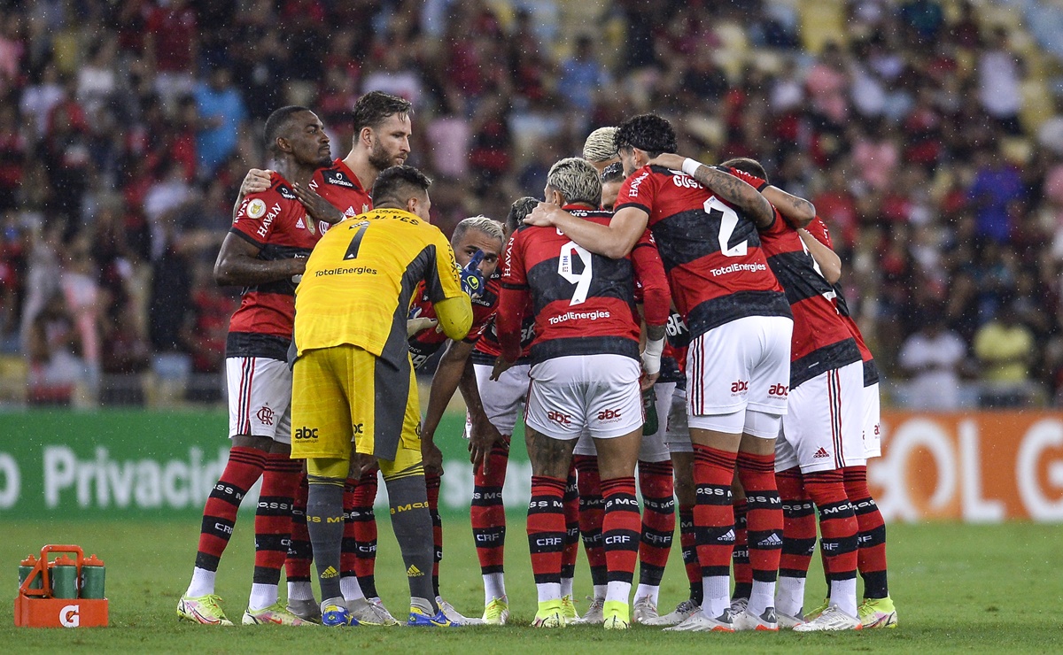 Equipe do Flamengo durante partida do Campeonato Brasileiro
