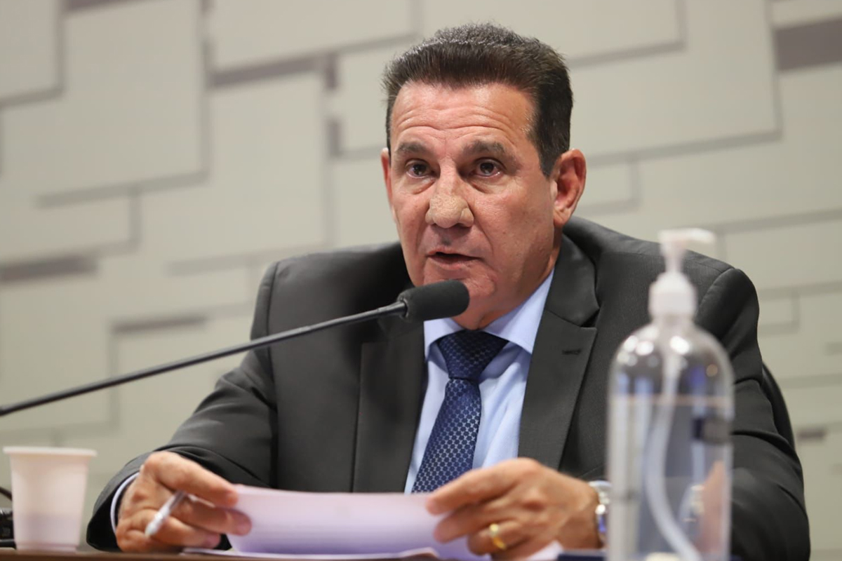 Comissão aprova relatório de senador goiano para instituir Plano de Auxílio a estados