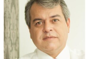 Ernesto Roller diz que Sérgio Moro é "menos valioso que levar o lixo para a coleta"