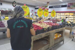 Uma pesquisa realizada pelo Procon Goiânia aponta variação de até 150% nos preços dos produtos da Ceia de Natal. (Foto: divulgação/Procon)