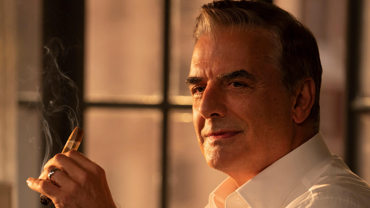 Ator de Sex and the City Vítimas disseram que foram agredidas por Chris Noth em 2004 e 2015. Ator de 'Sex and the City' nega acusações de estupro de duas mulheres